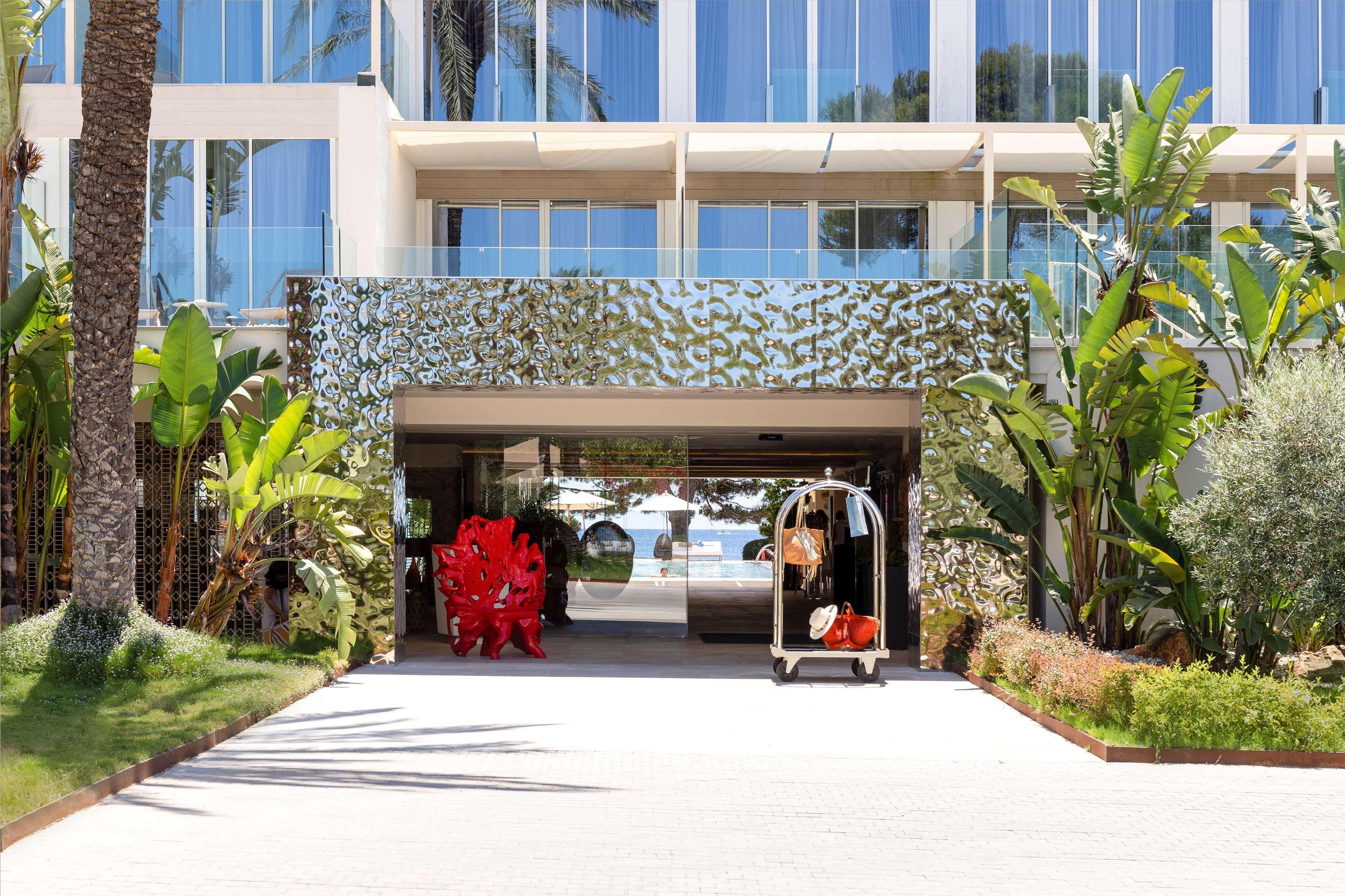 Me Ibiza - The Leading Hotels Of The World Santa Eularia des Riu Dış mekan fotoğraf