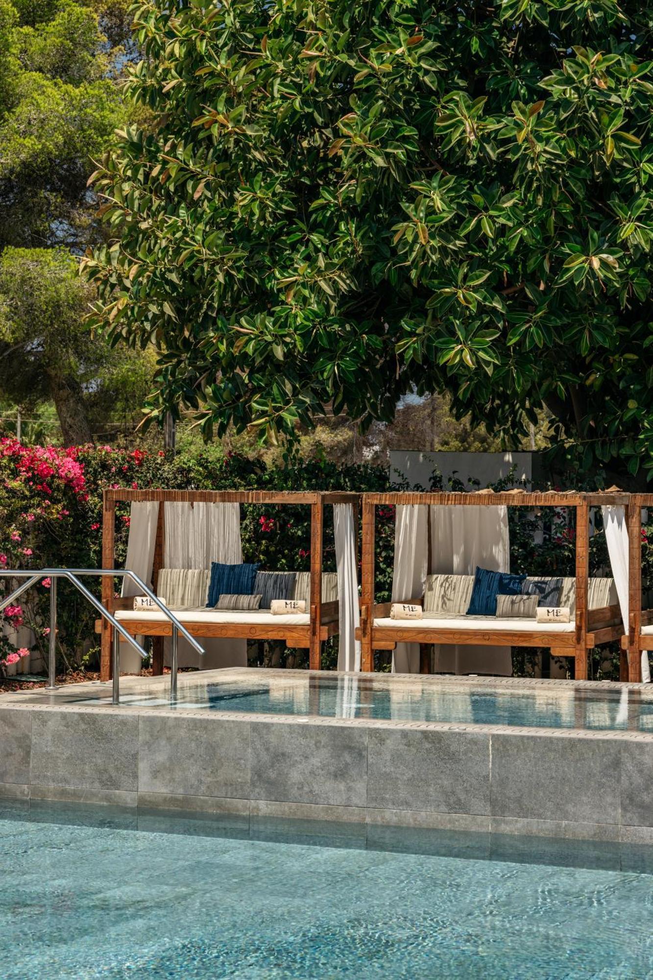 Me Ibiza - The Leading Hotels Of The World Santa Eularia des Riu Dış mekan fotoğraf